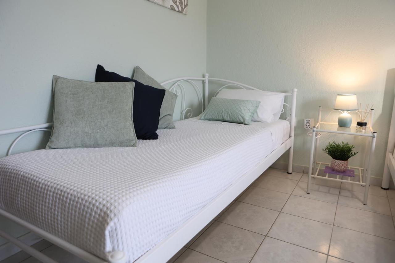 Island Boutique Apartments Pyrgadikia Ngoại thất bức ảnh